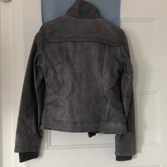 Guess leather jacket - Picture 3 of 3